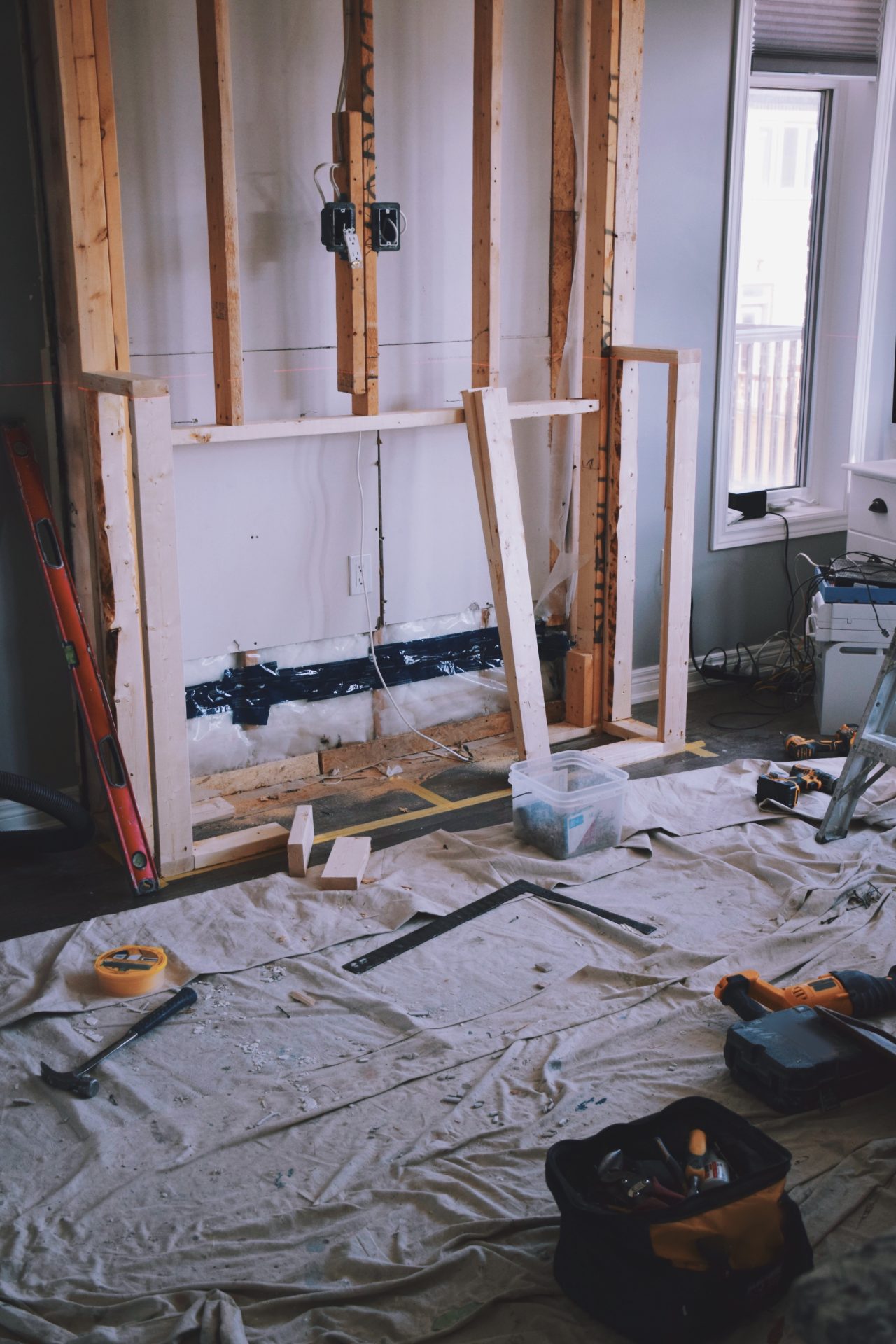 Choosing the Right Remodeling Home Contractors: A Step-by-Step Guide